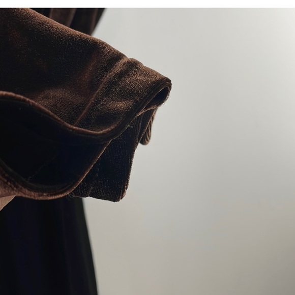 VINTAGE 90s Chocolate Brown Velour Gown - Picture 9 of 11